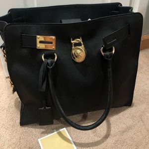 Michael Kors “Hamilton” Large Tote